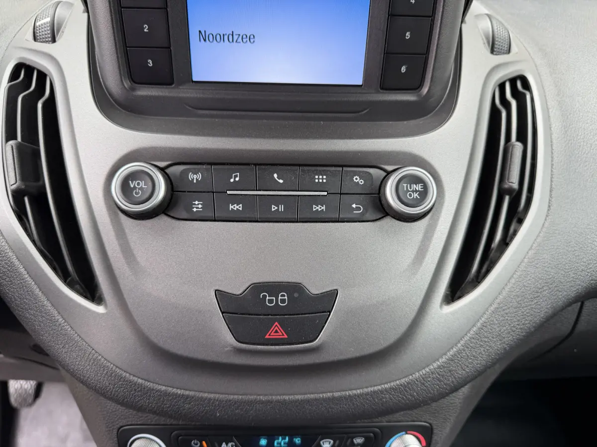 1.0 100PK Euro 6 Ambiente Start&Stop Climate Control/pdc/