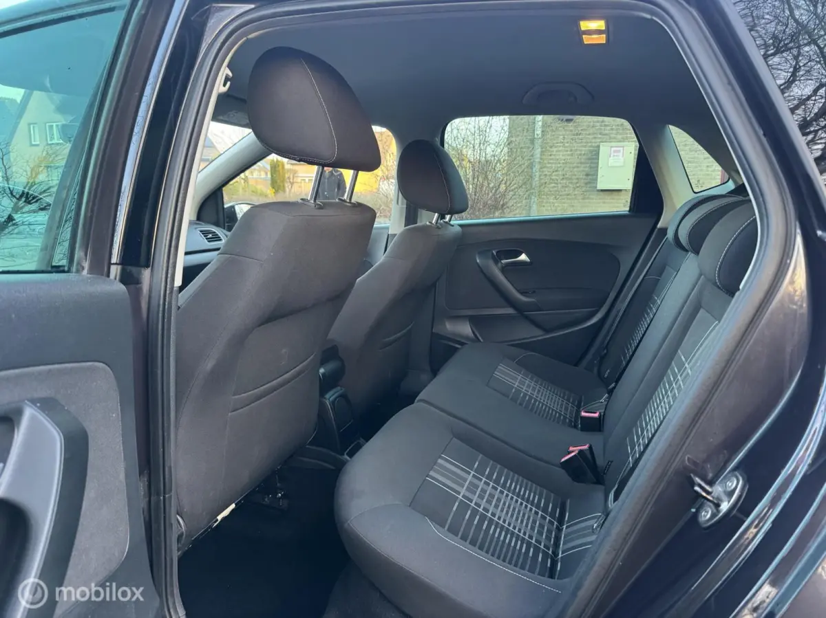 1.2 TSI/2016/110PK/PDC/STLVW/LED/LOUNGE/