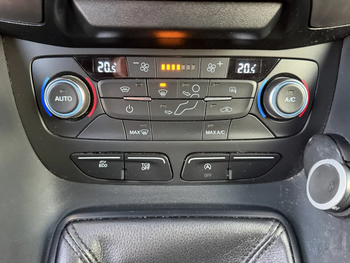 1.5 EcoBlue 120PK Euro 6 L2 3 zits Cruise Control/CarPlay/camera