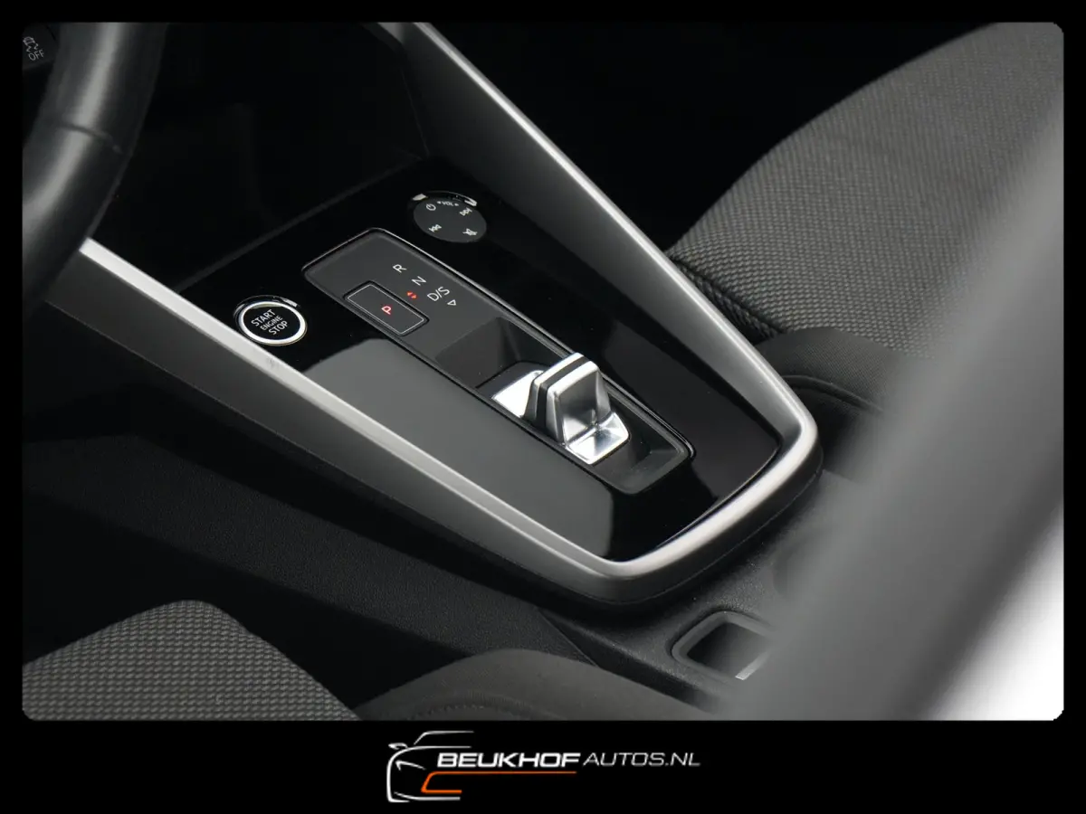 30 TFSI Advanced Edition Carplay Nav Cruise