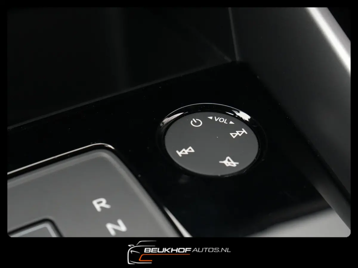 30 TFSI Advanced Edition Carplay Nav Cruise