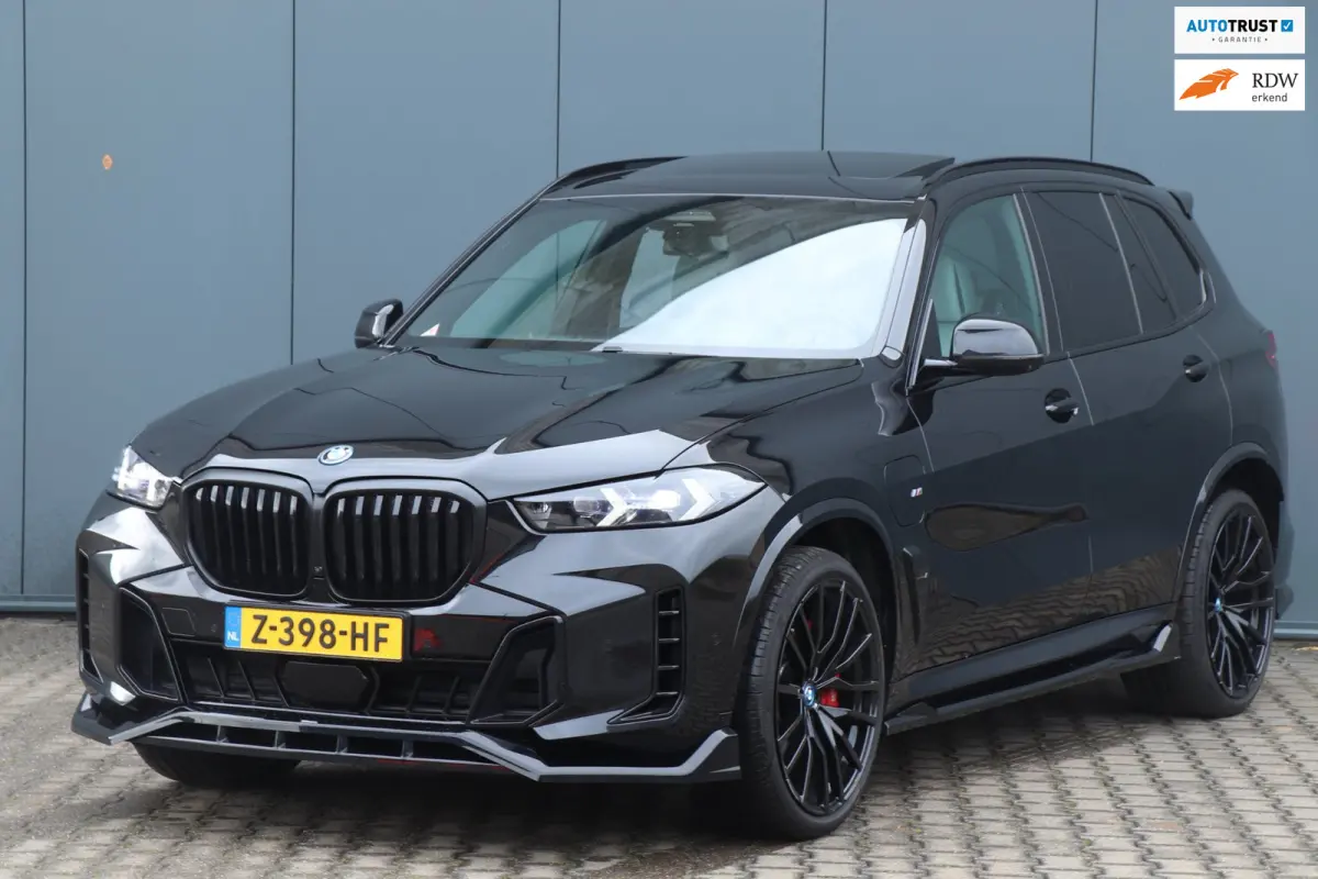 XDrive50e | M-Pakket | MAXTON DESIGN | Pano / Dealer OND / VOL!