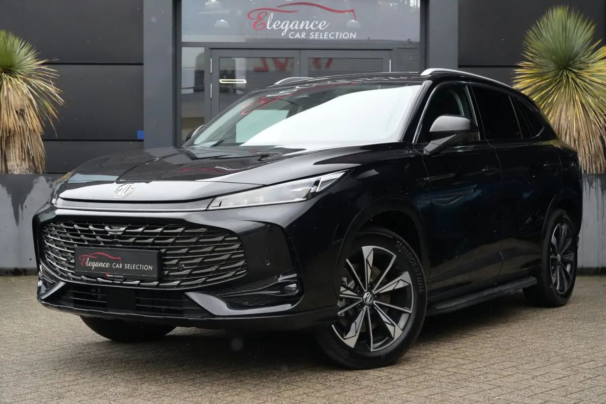 1.5 Plug-in Hybrid Luxury | 272 PK | Navigatie | 360° Camera | Stoelverwarming | Keyless | MG HS PHEV 1.5 Plug-in Hybrid Luxury 272 PK met plug-in hybride aandrijving, lederen bekleding, na