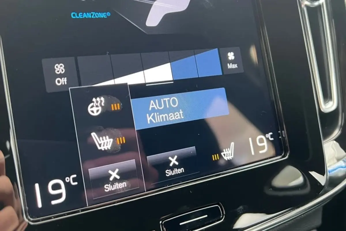T4 R-Design | Panoramadak | BLIS | 360 Camera | Adaptive Cruise | Harman/Kardon |