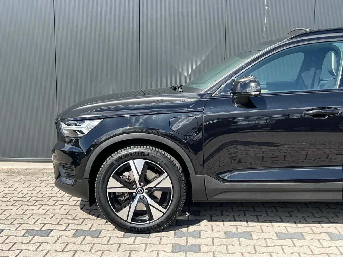 T4 R-Design | Panoramadak | BLIS | 360 Camera | Adaptive Cruise | Harman/Kardon |