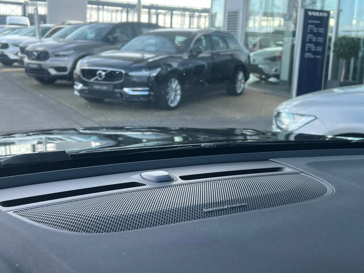 T4 R-Design | Panoramadak | BLIS | 360 Camera | Adaptive Cruise | Harman/Kardon |