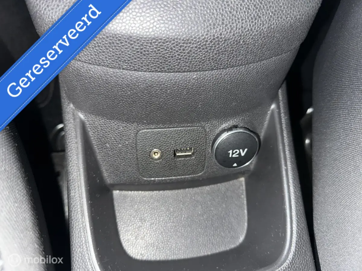 1.0 Style/ Navi/Airco/ Lage km’s /Trekhaak