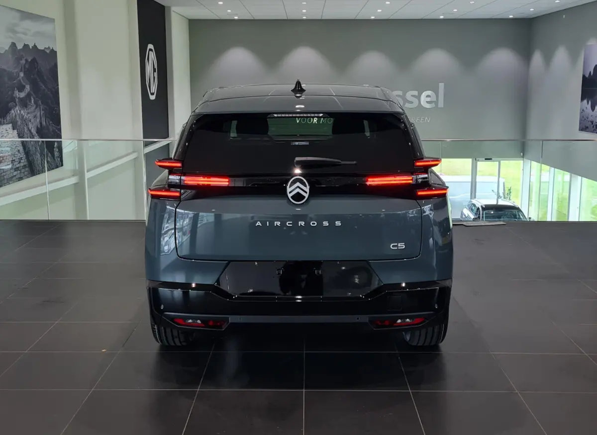 1.2 Hybrid Max Hoge instap | Automaat | Climate Control | Elek. Verstelbare Bestuurderstoel + Massage | Voorstoelen Verwarmd / Gekoeld | Stuurwiel Verwarmd | Apple Carplay / Android Auto