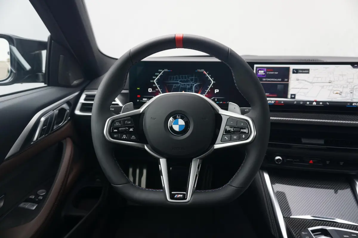 M440i xDrive M Sport Pro | Schuif-/kanteldak / Driving Assistant Professional / Head-up / Rondomzicht camera / Harman Kardon / Adaptief M onderstel / Comfort Pack