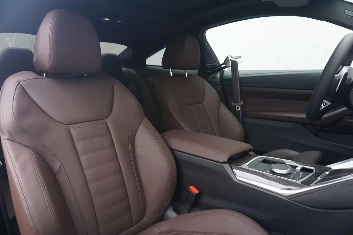 M440i xDrive M Sport Pro | Schuif-/kanteldak / Driving Assistant Professional / Head-up / Rondomzicht camera / Harman Kardon / Adaptief M onderstel / Comfort Pack