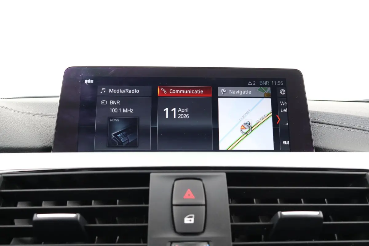 320i M Sport Edition M Sport/ Stoelverwarming/ Navigatie/ Achteruitrijcamera/ HiFi