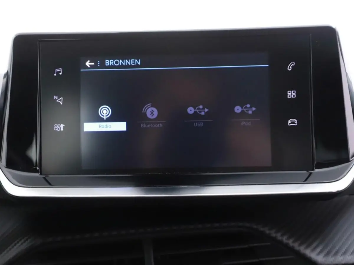1.2T 130pk Active Pack Nav/Camera/Ecc/Carplay