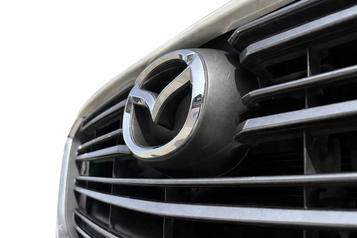 2.0 SKYACTIV-G | Keyless | Head-Up Display |Sports line