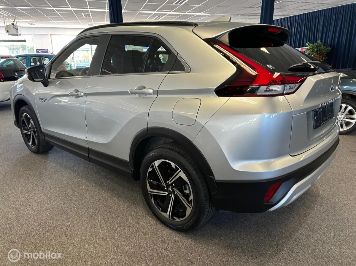 2.4 PHEV Intense+