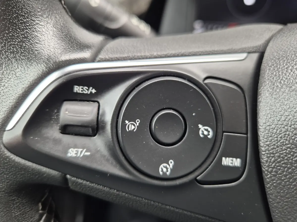 1.2 Turbo Business Edition,Carplay,Afneembare trekhaak,360Camera/parkeersensoren,