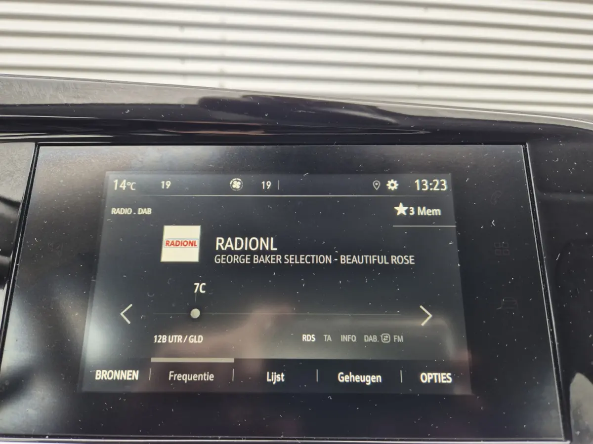 1.2 Turbo Business Edition,Carplay,Afneembare trekhaak,360Camera/parkeersensoren,