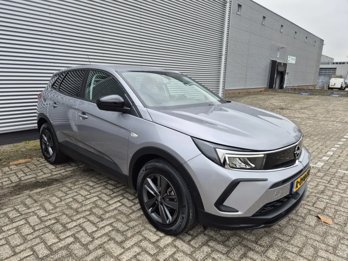 1.2 Turbo Business Edition,Carplay,Afneembare trekhaak,360Camera/parkeersensoren,