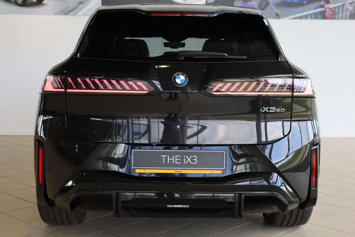 50 xDrive | M Sportpakket | Innovation Pack | Panorama Dak | Elektr. Trekhaak