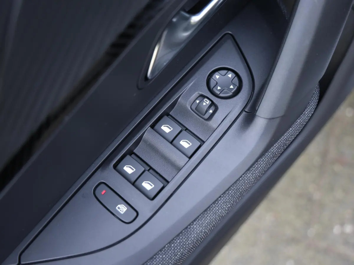 EV Business 54 kWh | 8 JAAR GARANTIE | Navigatie | Climate Control | Cruise Control | LED | Apple Carplay/Android Auto |