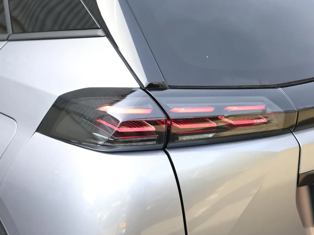 EV Business 54 kWh | 8 JAAR GARANTIE | Navigatie | Climate Control | Cruise Control | LED | Apple Carplay/Android Auto |