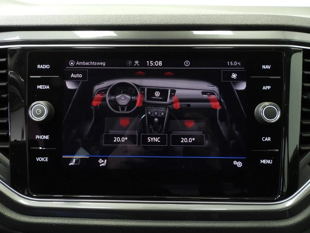 1.5 TSI Sport NAVI/CAMERA/VIRTUAL/LED/TREKH./17"LMV!