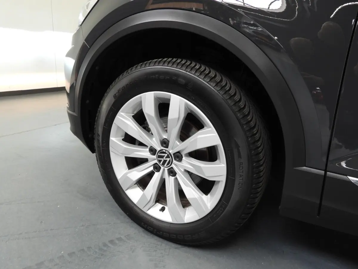 1.5 TSI Sport NAVI/CAMERA/VIRTUAL/LED/TREKH./17"LMV!