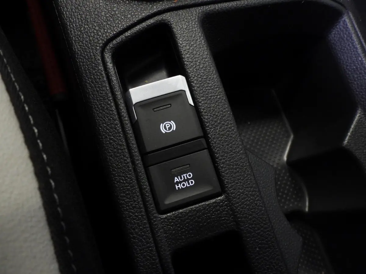 1.5 TSI Sport NAVI/CAMERA/VIRTUAL/LED/TREKH./17"LMV!