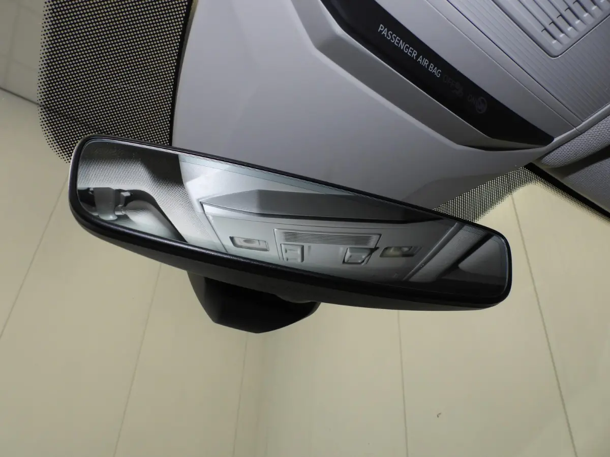 1.5 TSI Sport NAVI/CAMERA/VIRTUAL/LED/TREKH./17"LMV!