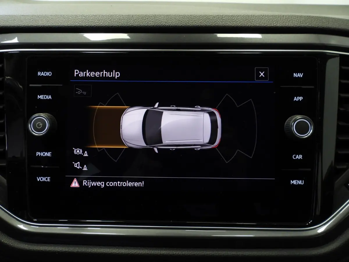 1.5 TSI Sport NAVI/CAMERA/VIRTUAL/LED/TREKH./17"LMV!