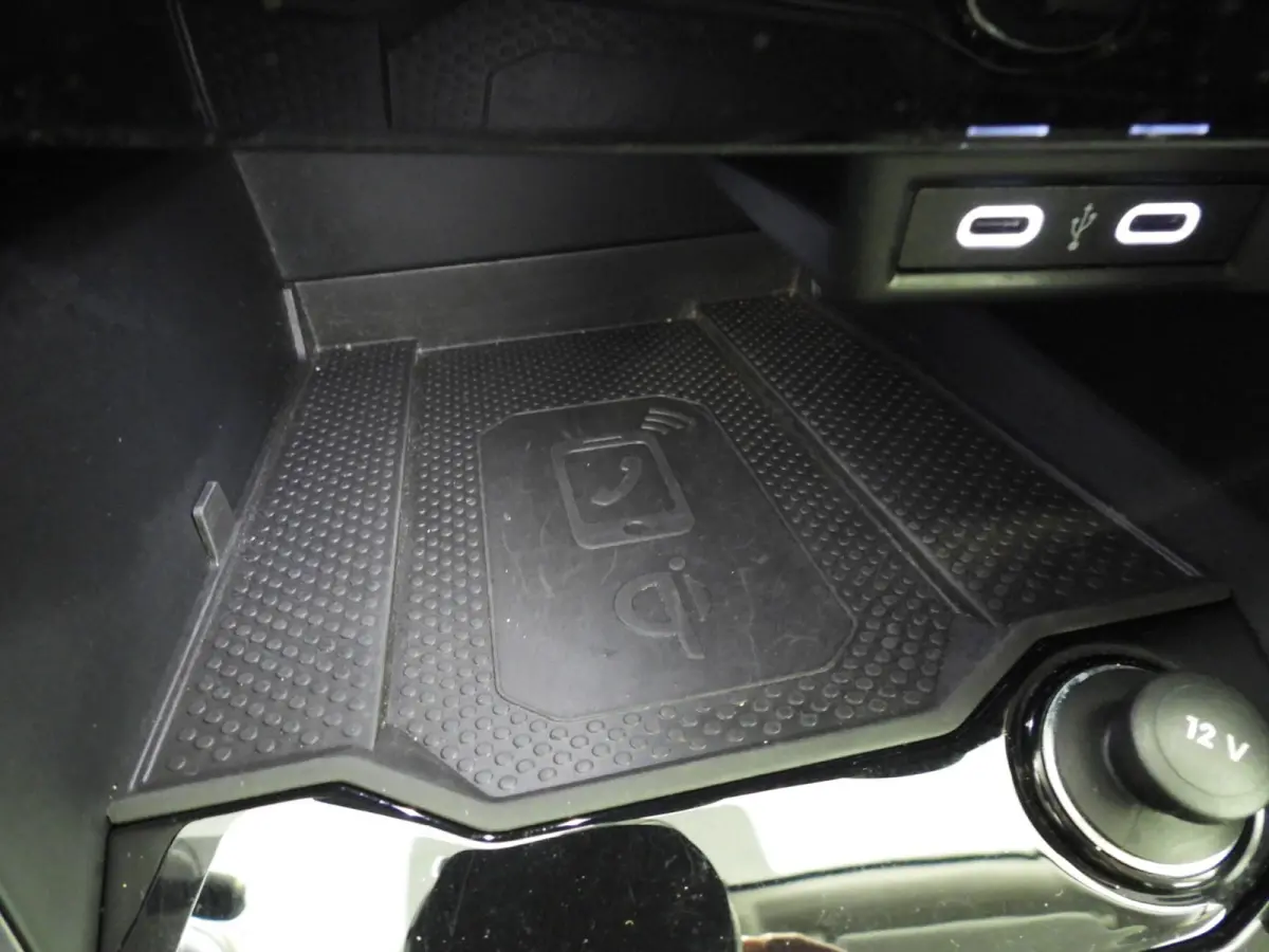 1.5 TSI Sport NAVI/CAMERA/VIRTUAL/LED/TREKH./17"LMV!