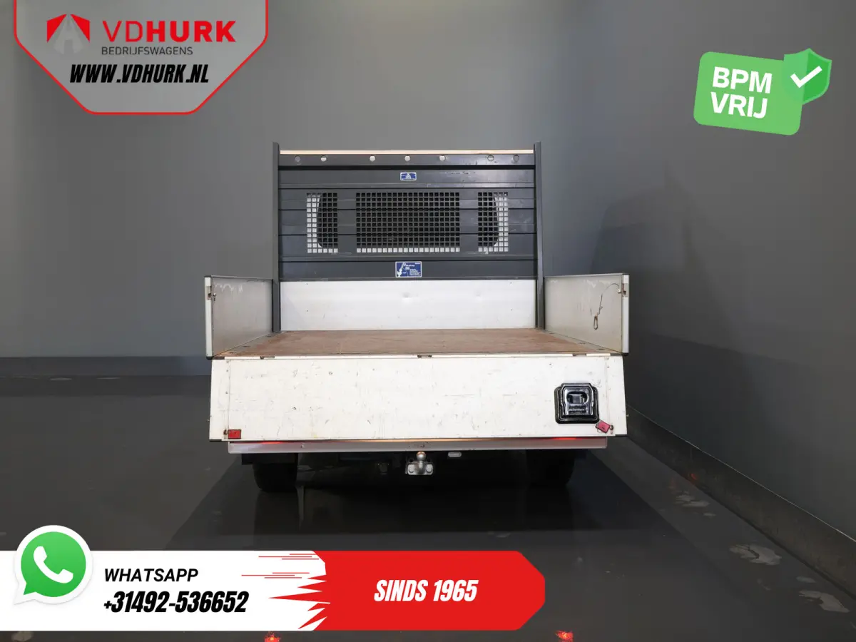 2.3 dCi 150 pk DC Dubbel Cabine Open laadbak/ 7 Pers./ 2.5t Trekverm./ Airco/ Trekhaak/ 242x204x40/ Pick-Up