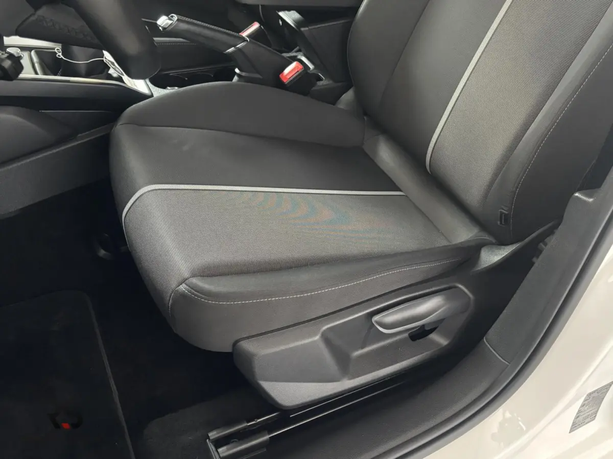 Citycarver 30 TFSI 110 pk Epic | Virtual | Keyless | CarPlay | Clima | Cruise | DAB | LED | 17" | Privacy Glass | 1e Eig | Org NL |