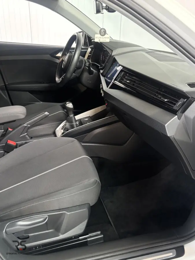 Citycarver 30 TFSI 110 pk Epic | Virtual | Keyless | CarPlay | Clima | Cruise | DAB | LED | 17" | Privacy Glass | 1e Eig | Org NL |
