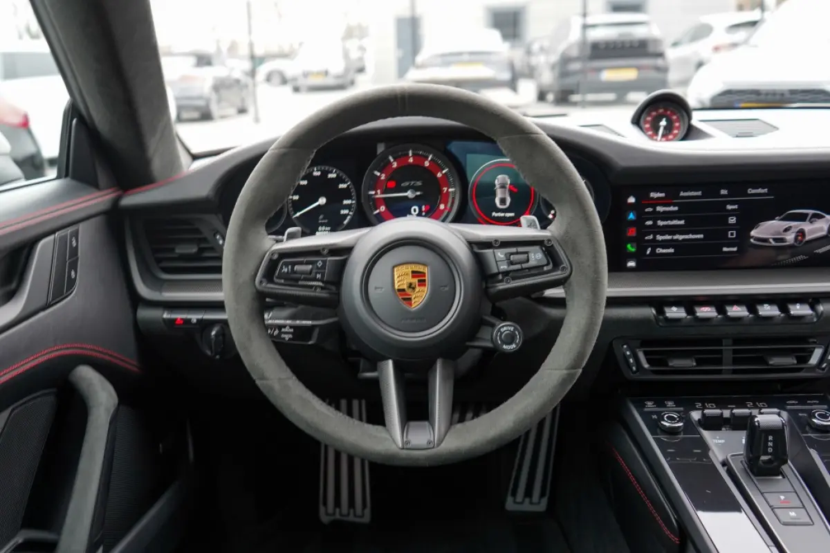 992 3.0 Carrera GTS | Krijt | Pano | Bose | Sportuitlaat
