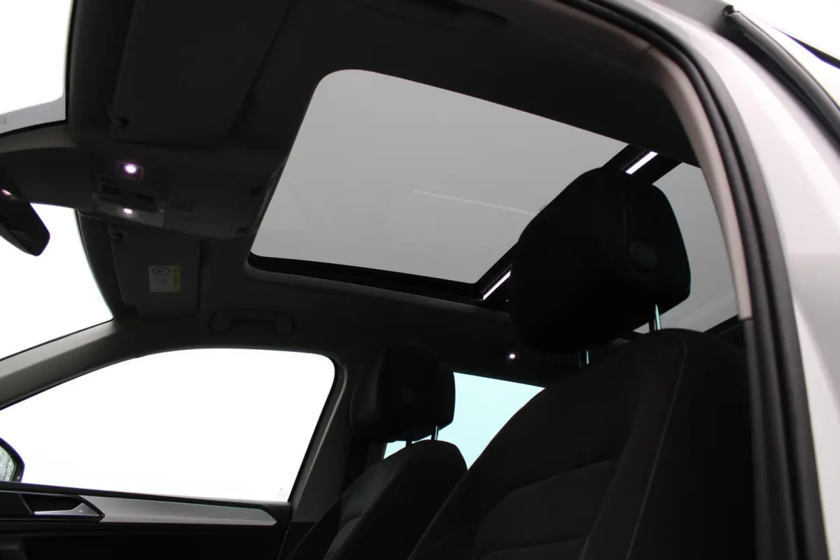 1.4 TSI | Panoramadak | Navi | Trekhaak | Rijklaarprijs