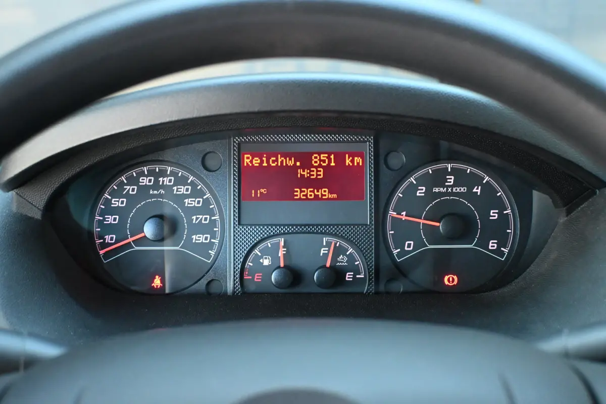 2.0D 140PK L3H2 | Navigatie by App | Dealeronderhouden | Cruise control | Climate control | Multimedia systeem | BPM-vrij!