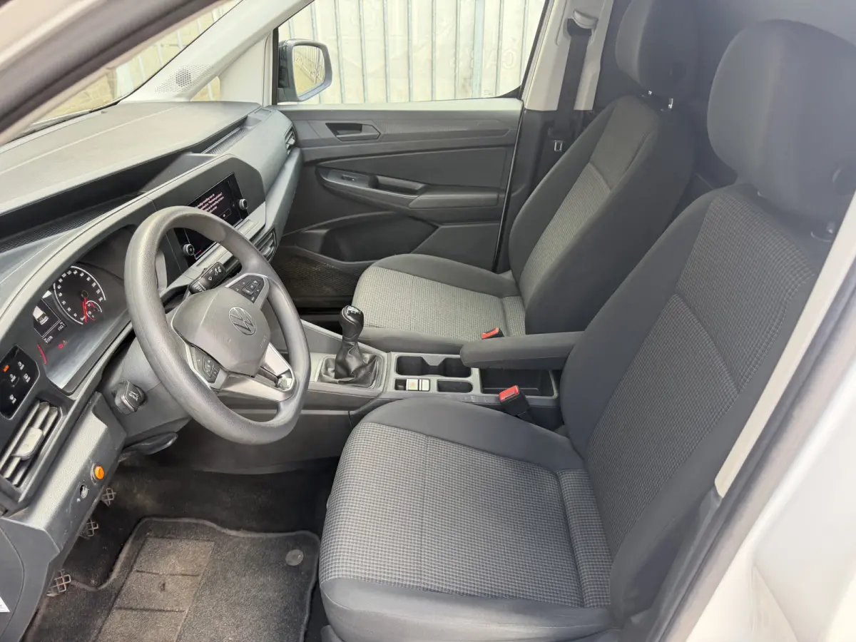 2.0 TDI Euro 6 Business CarPlay/trekhaak/clima