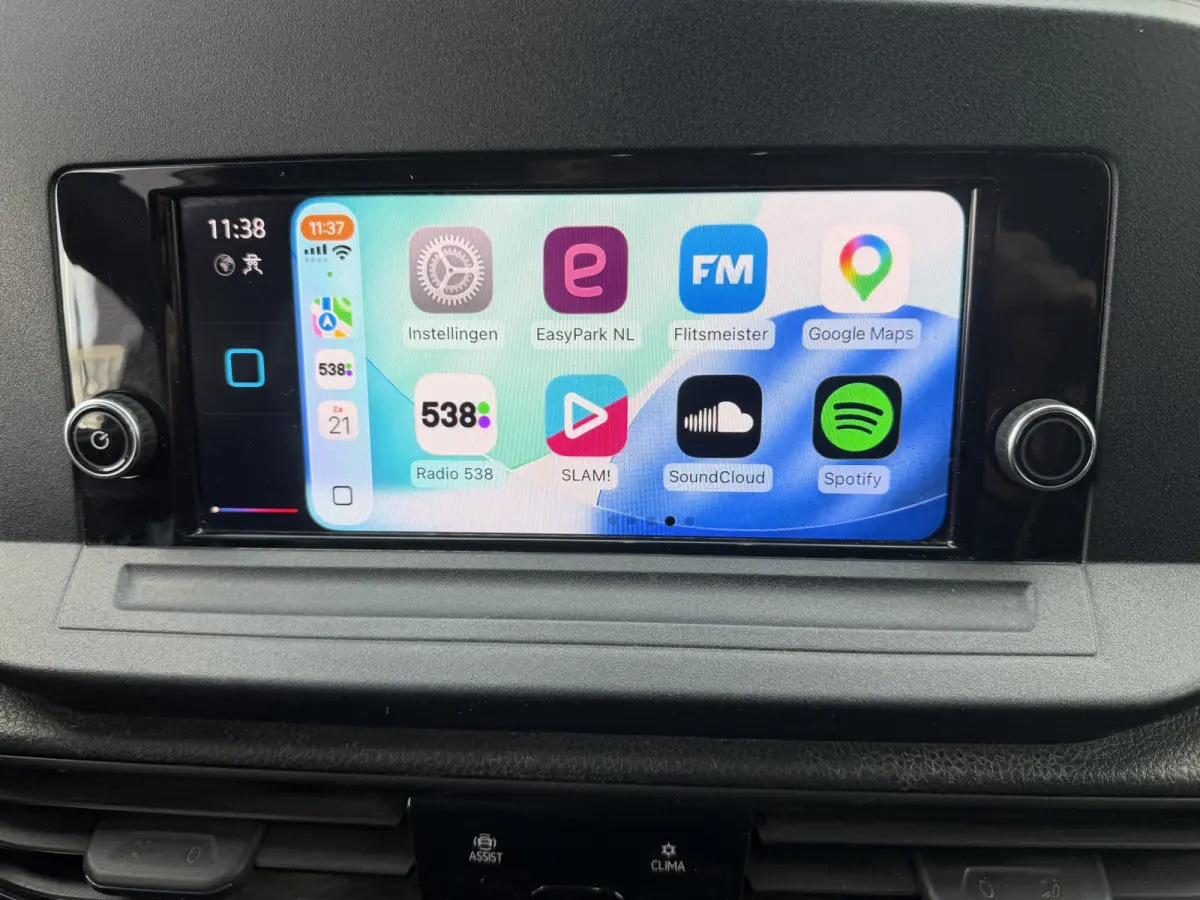2.0 TDI Euro 6 Business CarPlay/trekhaak/clima