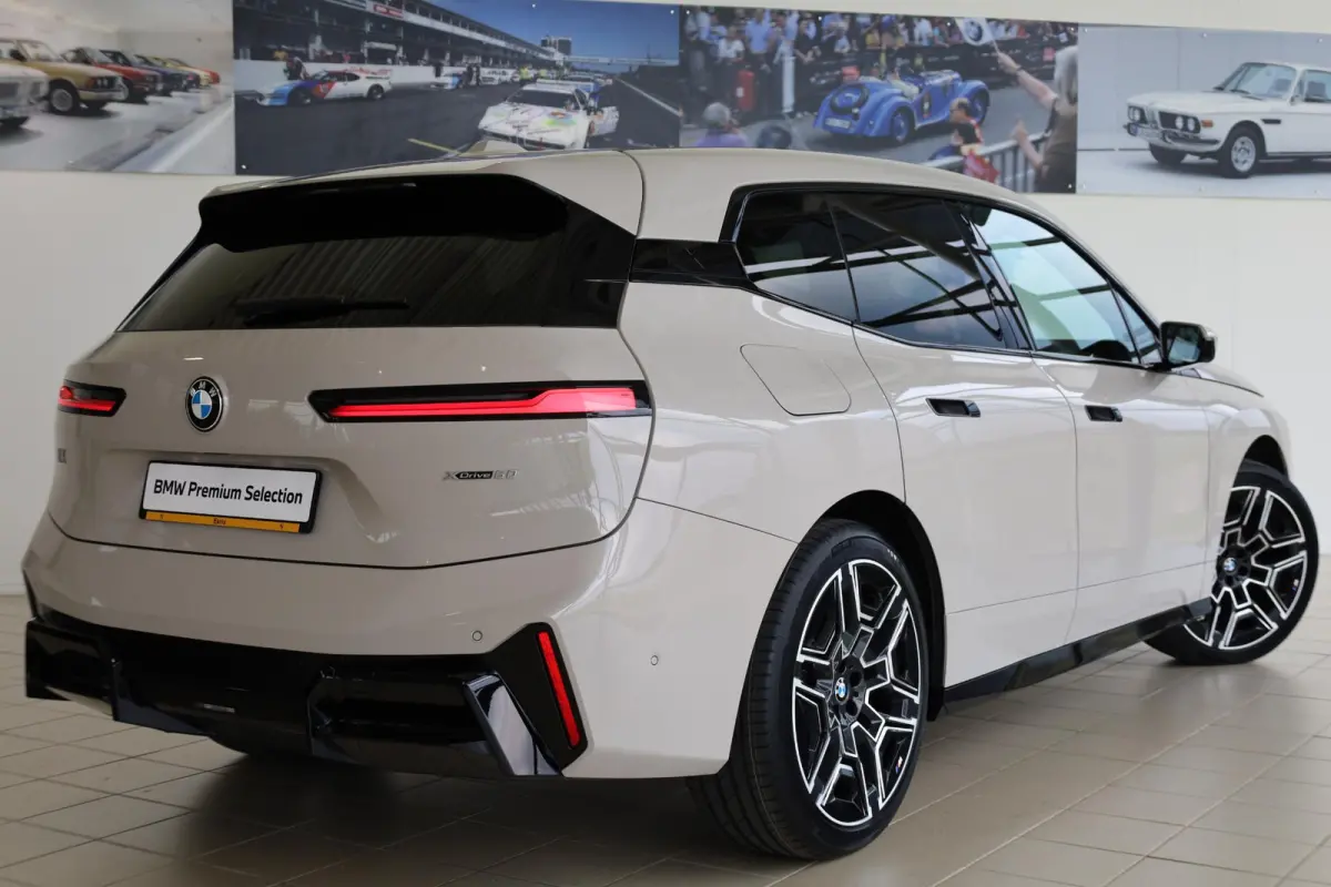 xDrive60 | M Sportpakket Pro | Harman/Kardon | SOH 100% | Driving Assistant Professional | Trekhaak