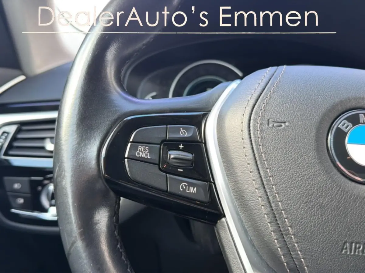 530e iPerformance ECC LMV NAVI LED