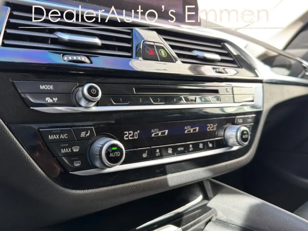 530e iPerformance ECC LMV NAVI LED