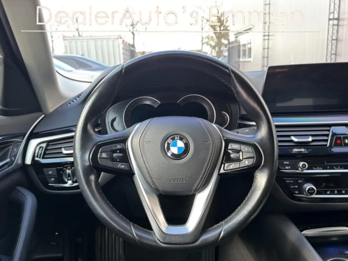 530e iPerformance ECC LMV NAVI LED
