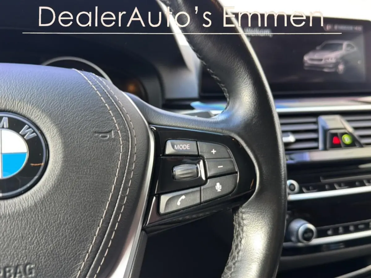 530e iPerformance ECC LMV NAVI LED