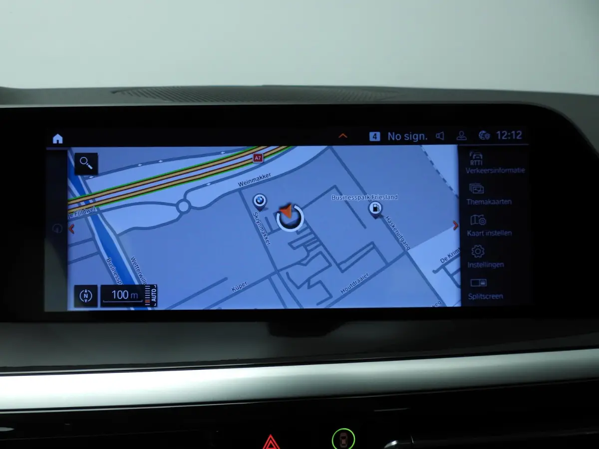 sDrive30i | M-Sportpakket | LED | Leder | Navigatie | Windscherm | Stoelverwarming | M-zetels | DAB | Hifi speakers | Alu 18 inch
