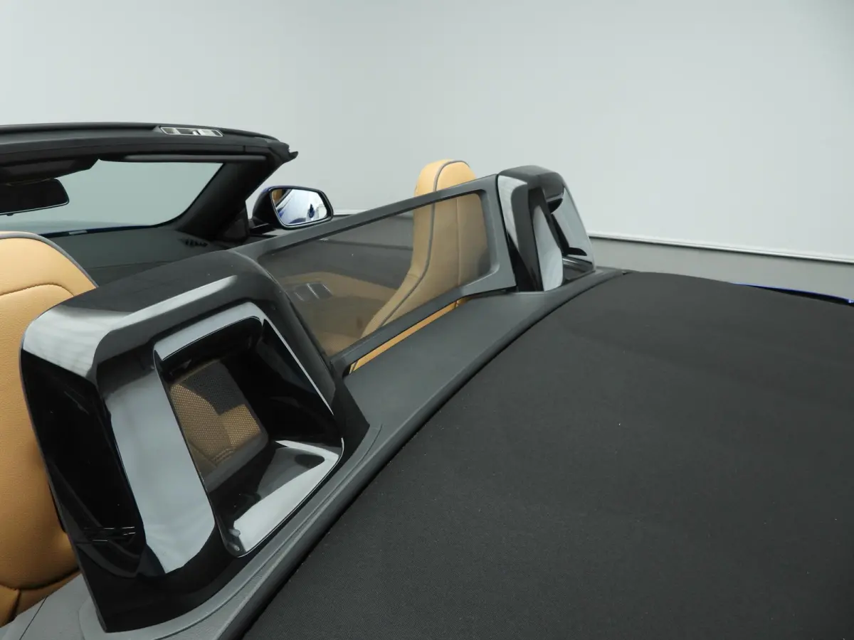 sDrive30i | M-Sportpakket | LED | Leder | Navigatie | Windscherm | Stoelverwarming | M-zetels | DAB | Hifi speakers | Alu 18 inch