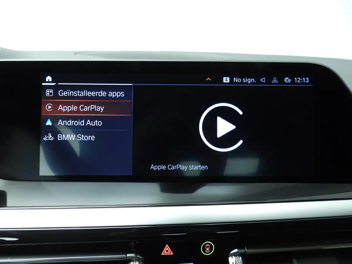 sDrive30i | M-Sportpakket | LED | Leder | Navigatie | Windscherm | Stoelverwarming | M-zetels | DAB | Hifi speakers | Alu 18 inch