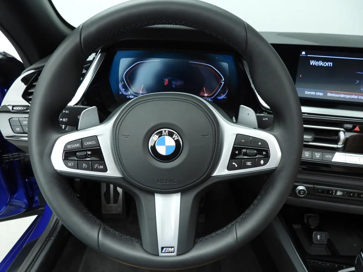 sDrive30i | M-Sportpakket | LED | Leder | Navigatie | Windscherm | Stoelverwarming | M-zetels | DAB | Hifi speakers | Alu 18 inch