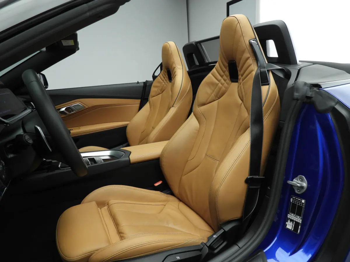 sDrive30i | M-Sportpakket | LED | Leder | Navigatie | Windscherm | Stoelverwarming | M-zetels | DAB | Hifi speakers | Alu 18 inch