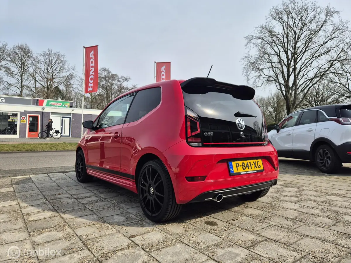 Up! 1.0 TSI GTI, Beats, Stoelverwarming, Cruise