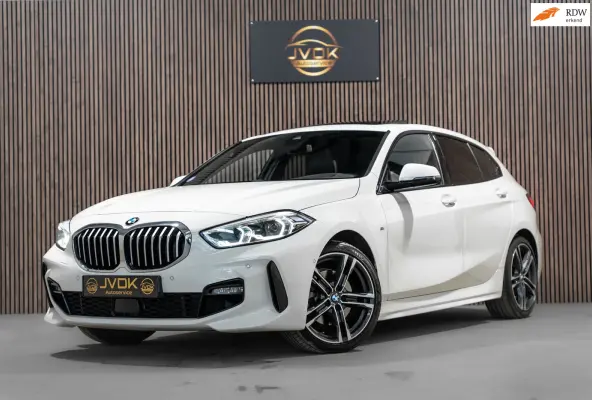 116i M Sport LED NAVI PANO CAMERA